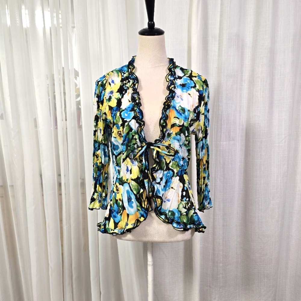 2/$30 Notations Crinkle Blue & Yellow Floral Top Cover Up‎ Size XL Cropped